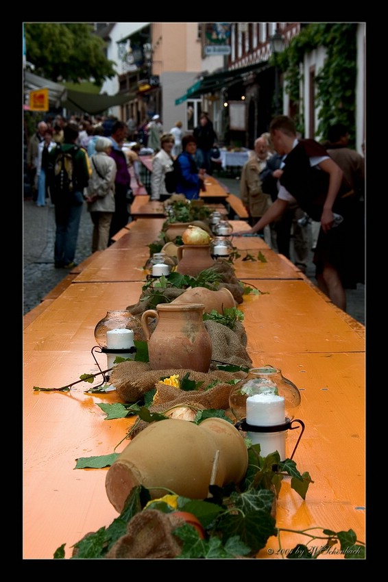 Rittertafel in Rdesheim/die Tafel...