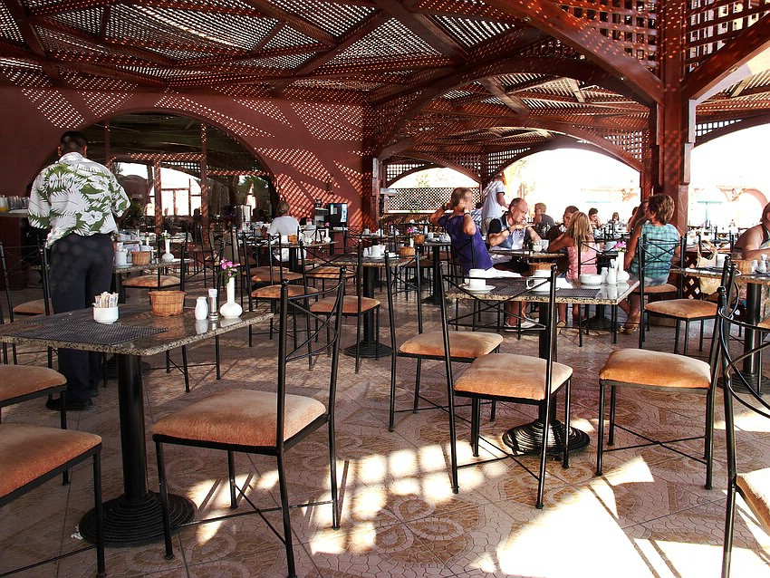 IMG 2563-Restaurant-Terrasse-klein1000