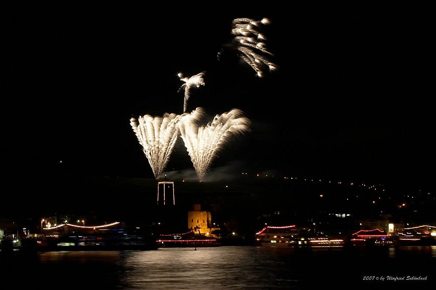 Rhein im Feuerzauber in Rdesheim ( 15 )