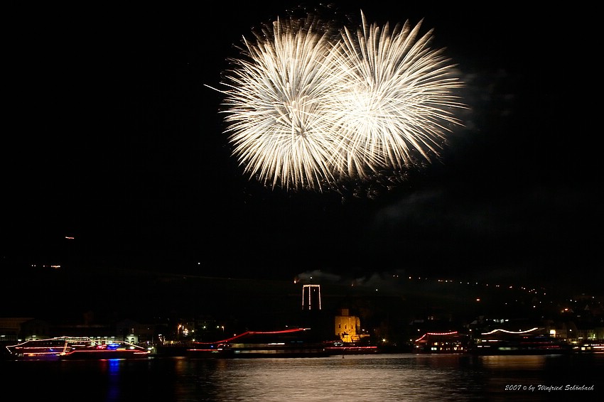 Rhein im Feuerzauber in Rdesheim ( 29 )