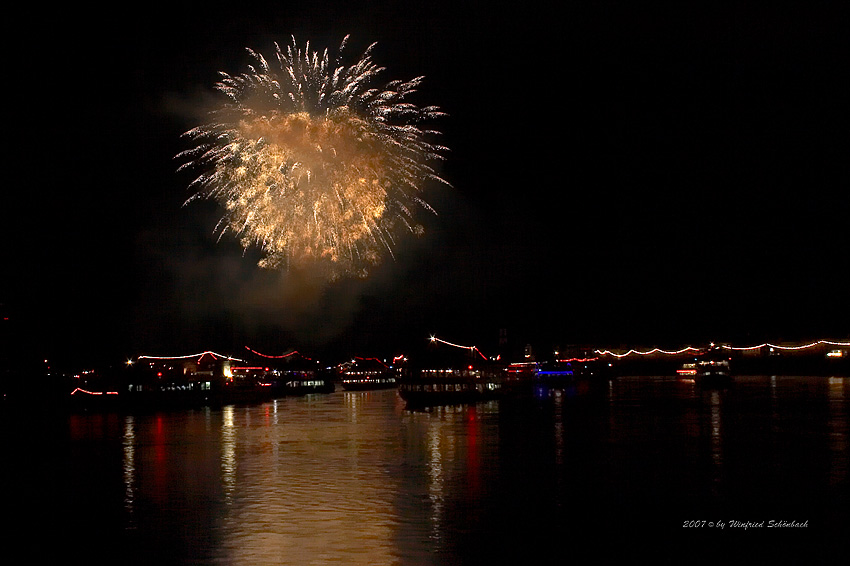 0058 - Rhein in Flammen 2007 in St. Goarshausen