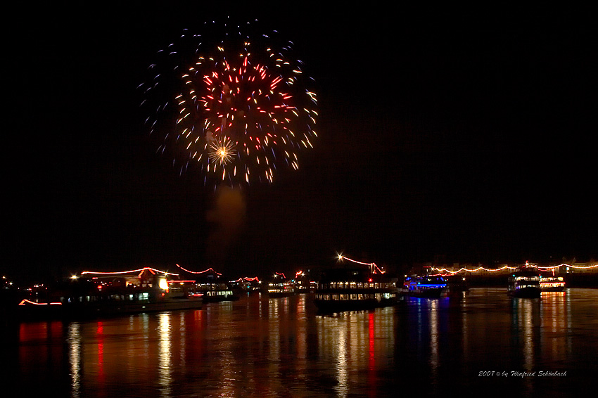 0083 - Rhein in Flammen 2007 in St. Goarshausen