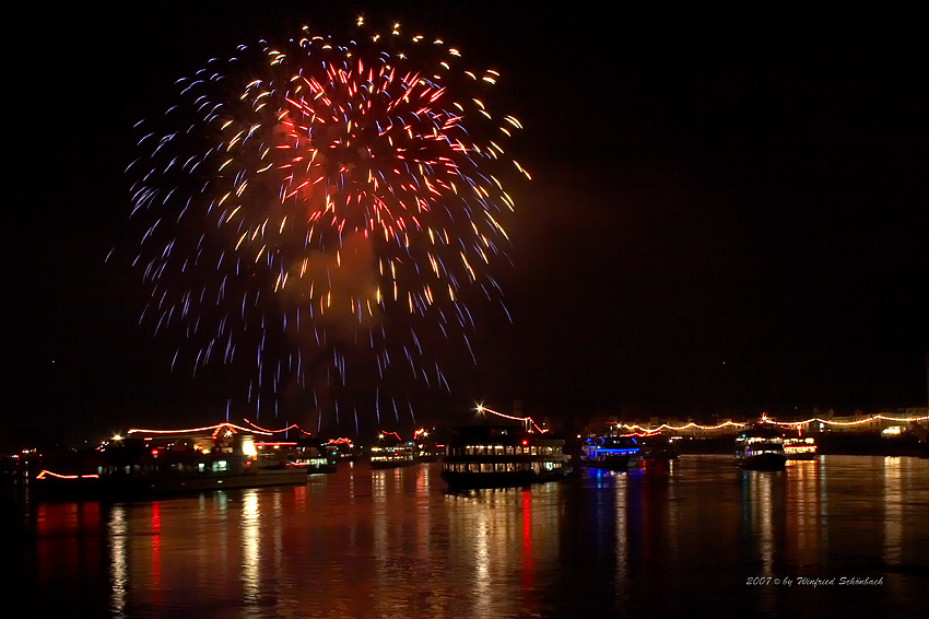 0088 - Rhein in Flammen 2007 in St. Goarshausen